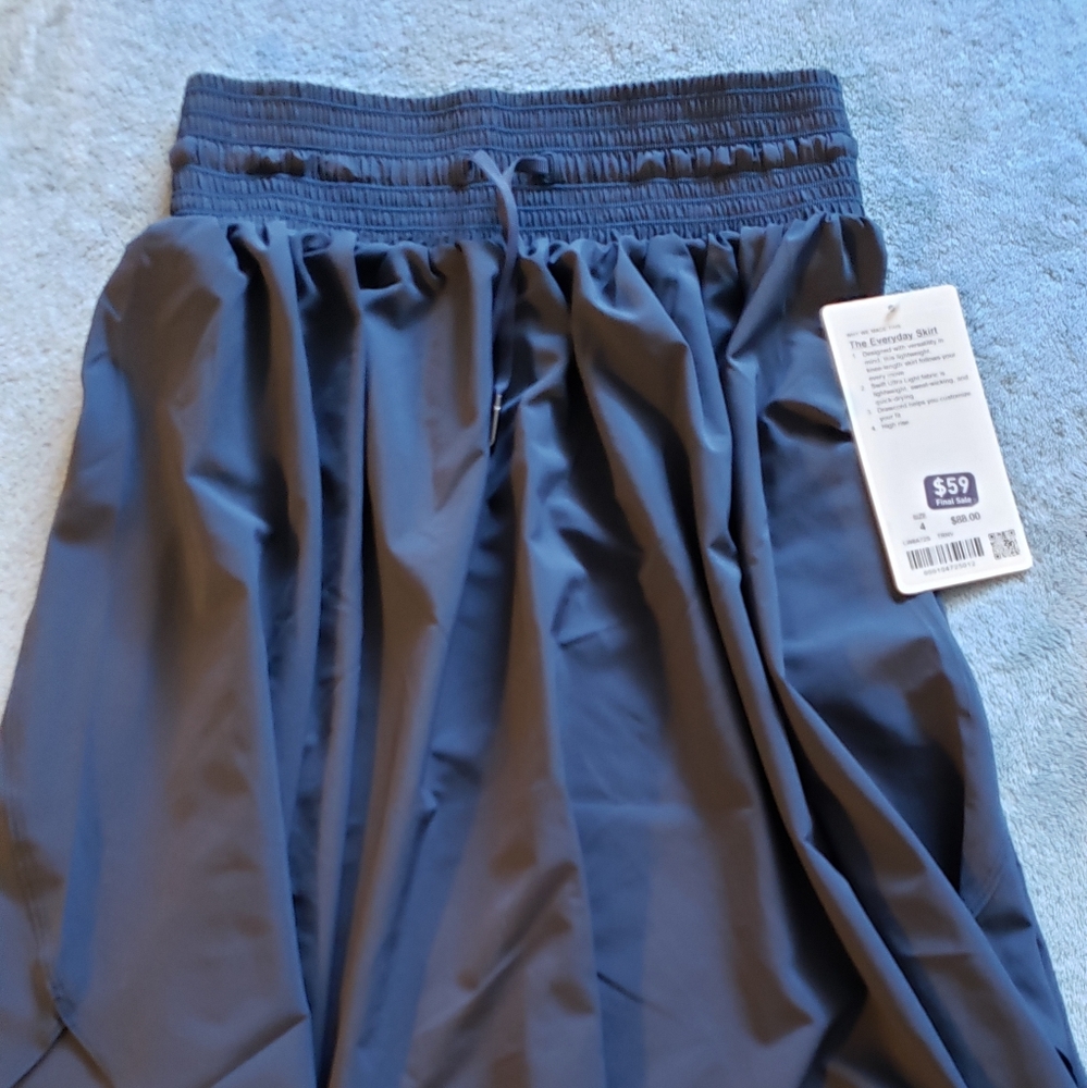 LLL The Everyday skirt, size 4